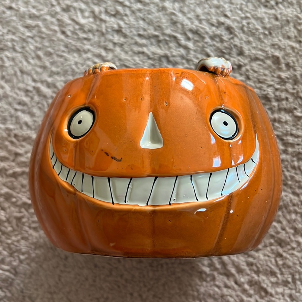 Yankee Candle Candy Dish.